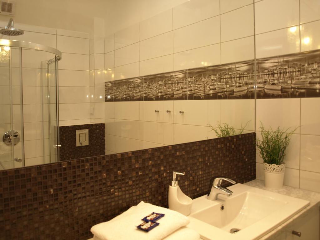Grand-tourist Center Point Apartament *